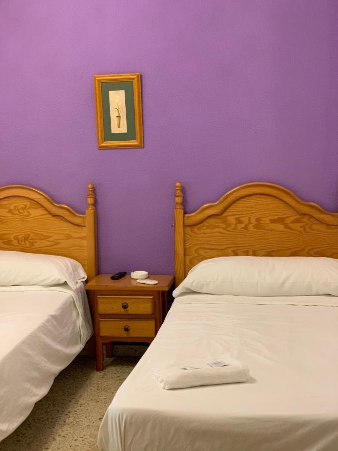 Hostal Sesena Esterno foto