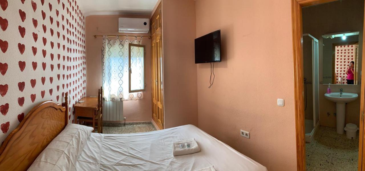 Hostal Sesena Esterno foto