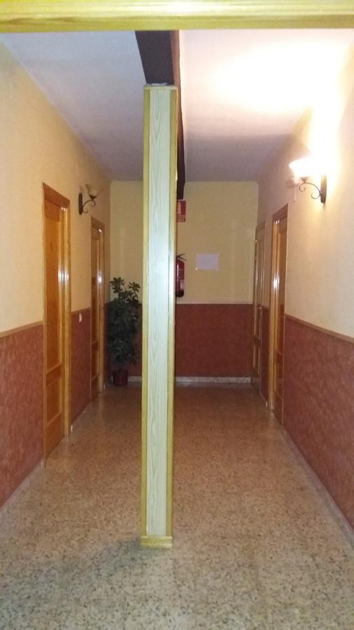 Hostal Sesena Esterno foto