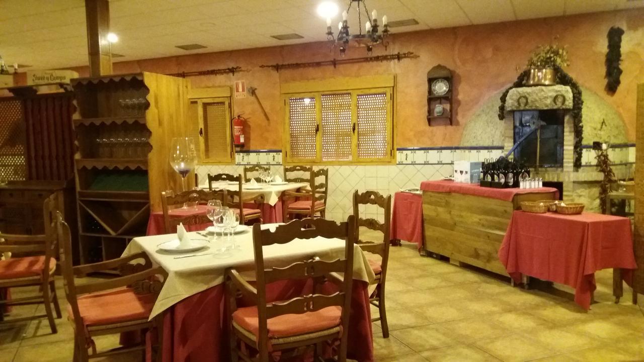 Hostal Sesena Esterno foto