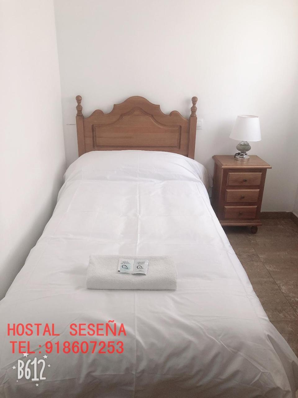 Hostal Sesena Esterno foto